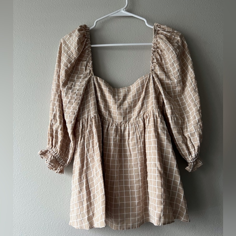 Cottagecore tan blouse